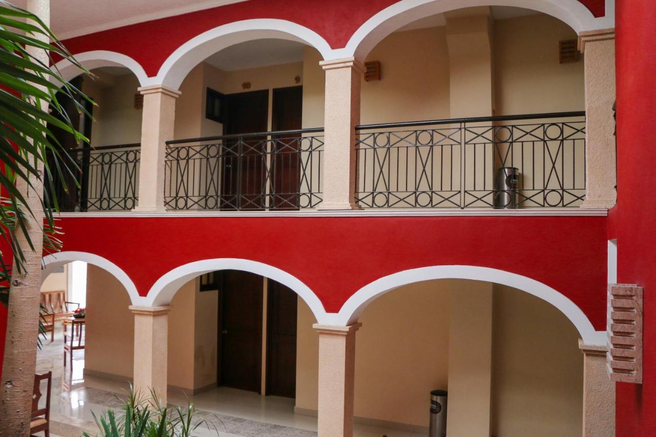 Hotel Gayser Valladolid  Exterior photo